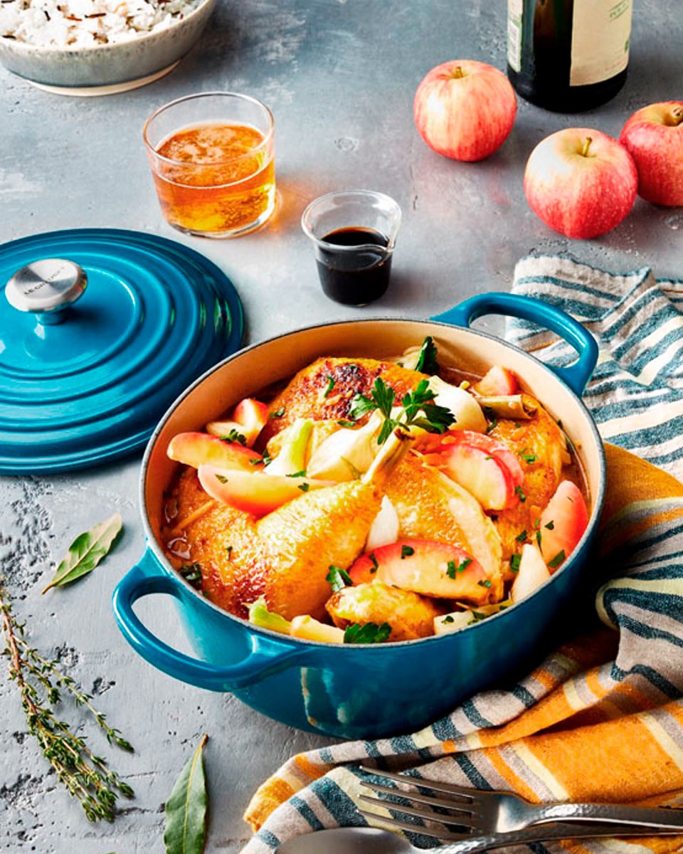 poulet à la normande présenté par styliste culinaire branding pour Suzy Wan